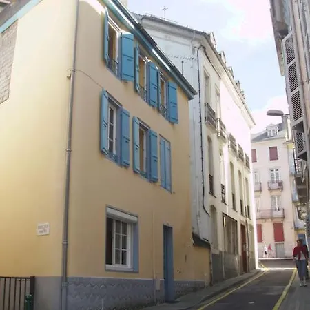 Maison Individuelle Au Centre Du Village 6/8 Pers. * Cauterets