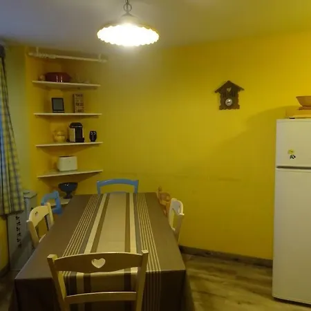 Maison Individuelle Au Centre Du Village 6/8 Pers. بيت للعطل